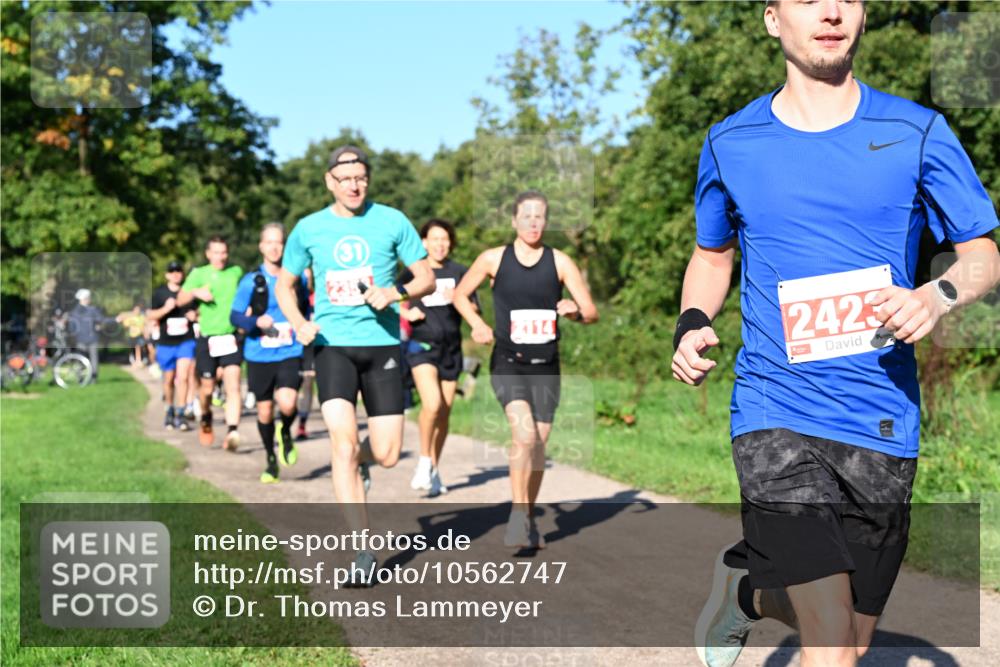 27.09.2026 - 35. Volkslauf durch das schöne Alstertal Dr. Thomas Lammeyer http://msf.ph/oto/10562747 27.09.2026 10:24:42 Laufen  meine-sportfotos.de