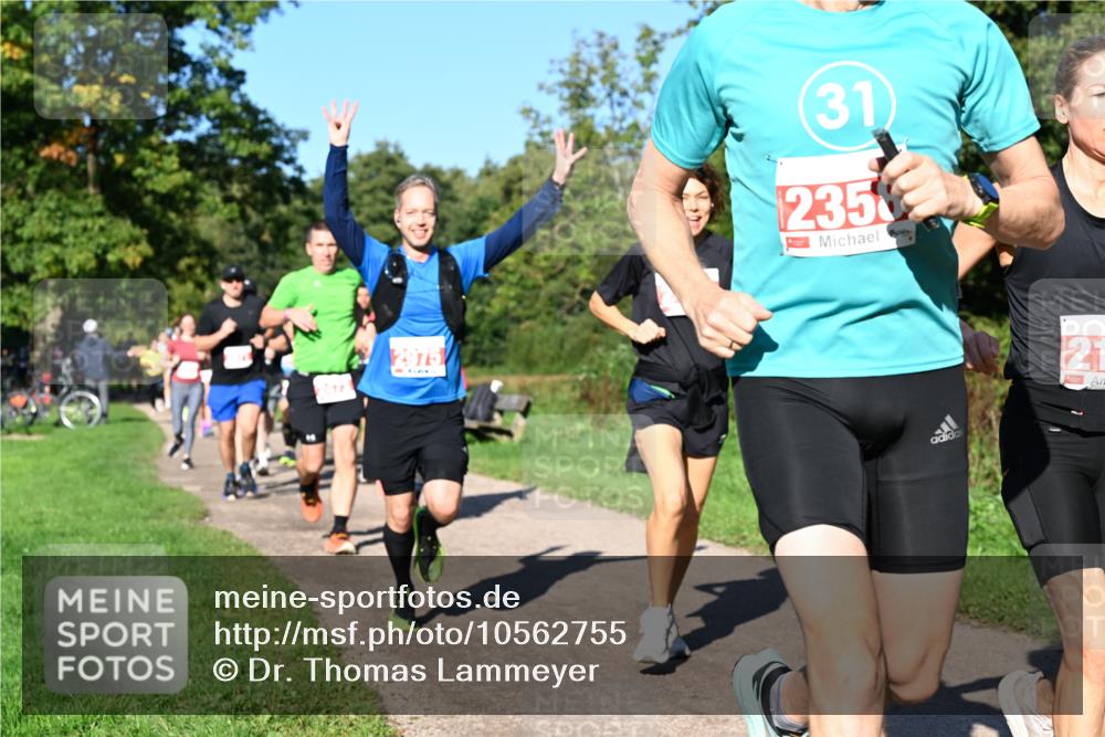 27.09.2026 - 35. Volkslauf durch das schöne Alstertal Dr. Thomas Lammeyer http://msf.ph/oto/10562755 27.09.2026 10:24:43 Laufen 2975, 31, 235, 21 meine-sportfotos.de