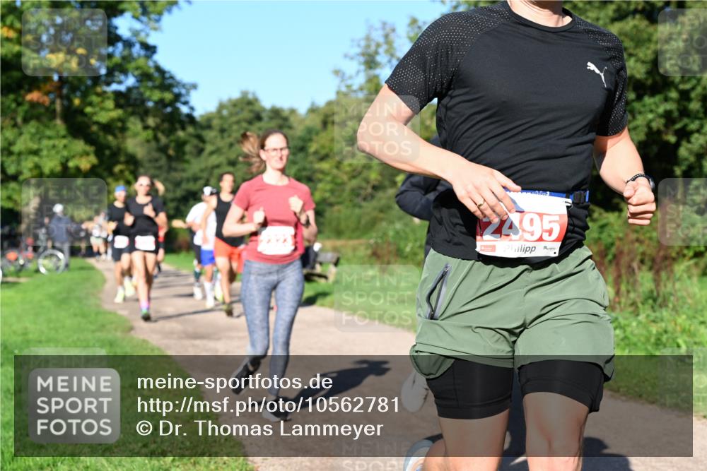 27.09.2026 - 35. Volkslauf durch das schöne Alstertal Dr. Thomas Lammeyer http://msf.ph/oto/10562781 27.09.2026 10:24:48 Laufen 2495 meine-sportfotos.de
