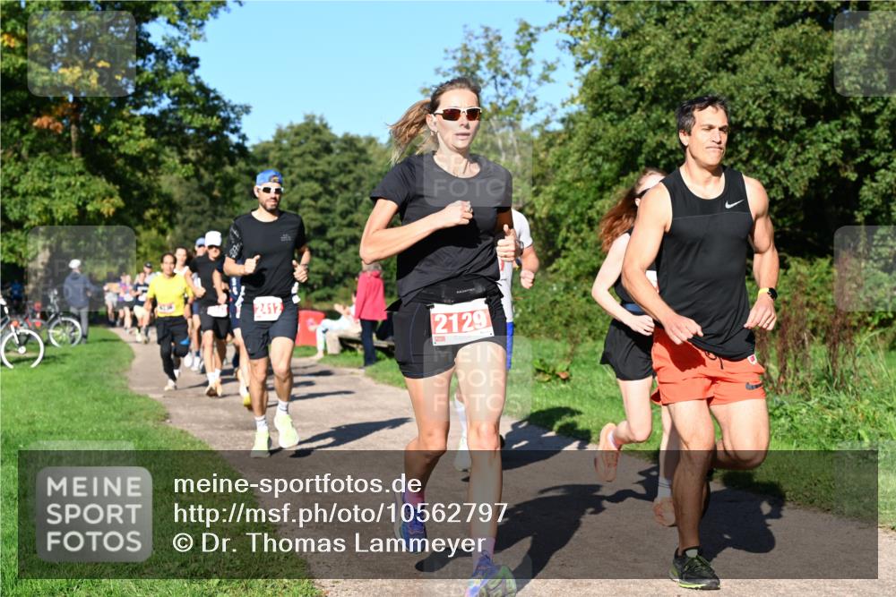 27.09.2026 - 35. Volkslauf durch das schöne Alstertal Dr. Thomas Lammeyer http://msf.ph/oto/10562797 27.09.2026 10:24:51 Laufen 2412, 2129 meine-sportfotos.de
