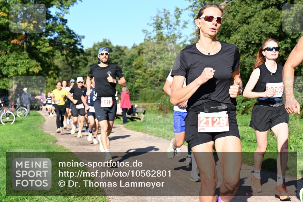 27.09.2026 - 35. Volkslauf durch das schöne Alstertal Dr. Thomas Lammeyer http://msf.ph/oto/10562801 27.09.2026 10:24:52 Laufen 2412, 2129, 399 meine-sportfotos.de