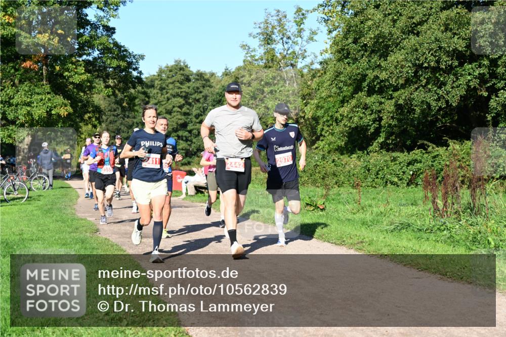 27.09.2026 - 35. Volkslauf durch das schöne Alstertal Dr. Thomas Lammeyer http://msf.ph/oto/10562839 27.09.2026 10:25:00 Laufen 2355, 2442, 2970 meine-sportfotos.de