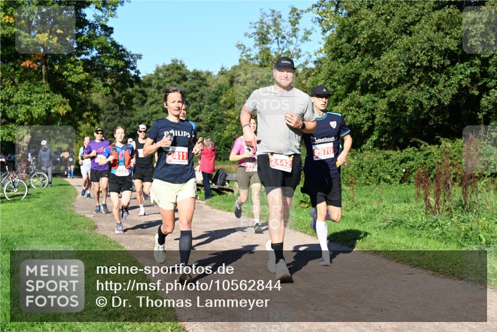 27.09.2026 - 35. Volkslauf durch das schöne Alstertal Dr. Thomas Lammeyer http://msf.ph/oto/10562844 27.09.2026 10:25:01 Laufen 2411, 2442, 355, 2970 meine-sportfotos.de