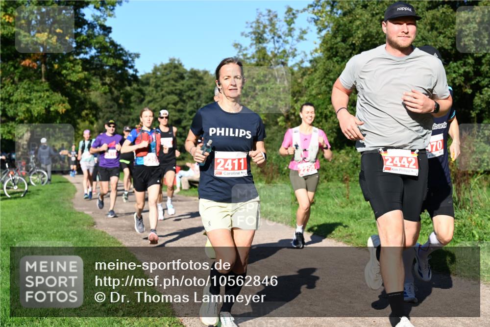 27.09.2026 - 35. Volkslauf durch das schöne Alstertal Dr. Thomas Lammeyer http://msf.ph/oto/10562846 27.09.2026 10:25:02 Laufen 2411, 2442, 470 meine-sportfotos.de