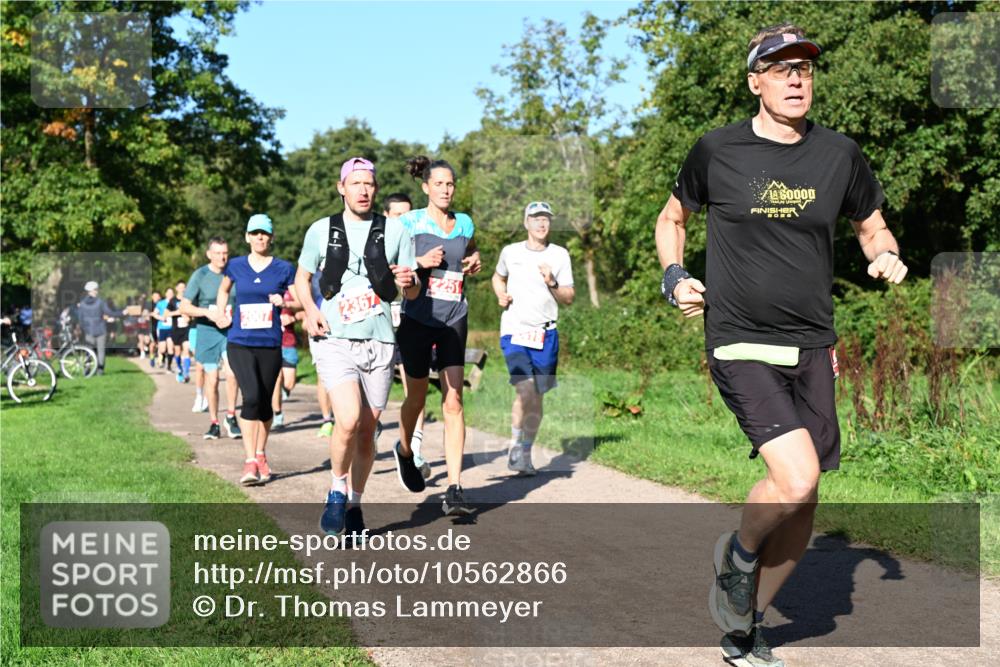 27.09.2026 - 35. Volkslauf durch das schöne Alstertal Dr. Thomas Lammeyer http://msf.ph/oto/10562866 27.09.2026 10:25:07 Laufen 2007, 2367, 2251, 460000 meine-sportfotos.de