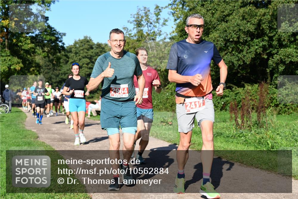 27.09.2026 - 35. Volkslauf durch das schöne Alstertal Dr. Thomas Lammeyer http://msf.ph/oto/10562884 27.09.2026 10:25:11 Laufen 2964, 2417 meine-sportfotos.de