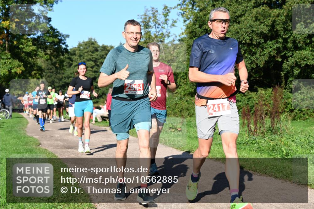 27.09.2026 - 35. Volkslauf durch das schöne Alstertal Dr. Thomas Lammeyer http://msf.ph/oto/10562885 27.09.2026 10:25:11 Laufen 2964, 2417 meine-sportfotos.de