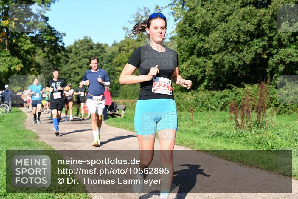 27.09.2026 - 35. Volkslauf durch das schöne Alstertal Dr. Thomas Lammeyer http://msf.ph/oto/10562895 27.09.2026 10:25:13 Laufen 2221 meine-sportfotos.de