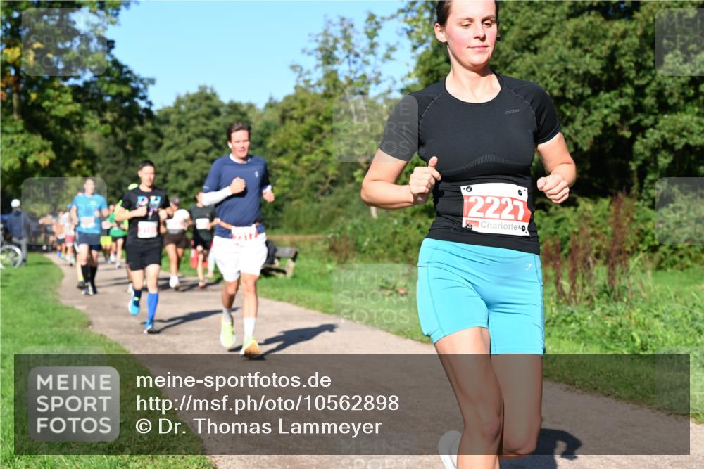 27.09.2026 - 35. Volkslauf durch das schöne Alstertal Dr. Thomas Lammeyer http://msf.ph/oto/10562898 27.09.2026 10:25:14 Laufen 2227 meine-sportfotos.de
