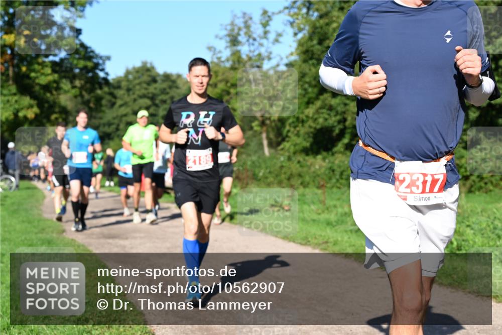 27.09.2026 - 35. Volkslauf durch das schöne Alstertal Dr. Thomas Lammeyer http://msf.ph/oto/10562907 27.09.2026 10:25:16 Laufen 2189, 2317 meine-sportfotos.de