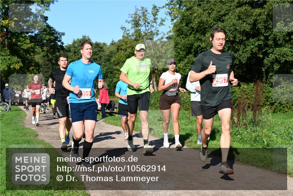 27.09.2026 - 35. Volkslauf durch das schöne Alstertal Dr. Thomas Lammeyer http://msf.ph/oto/10562914 27.09.2026 10:25:18 Laufen 359, 2957 meine-sportfotos.de
