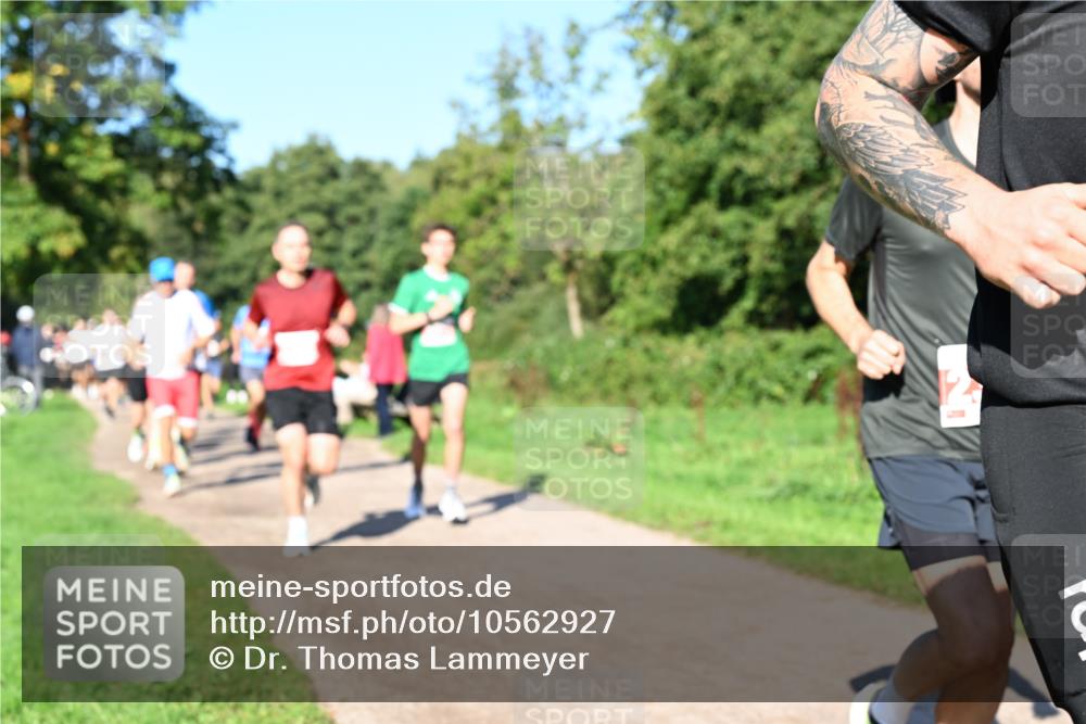 27.09.2026 - 35. Volkslauf durch das schöne Alstertal Dr. Thomas Lammeyer http://msf.ph/oto/10562927 27.09.2026 10:25:21 Laufen  meine-sportfotos.de