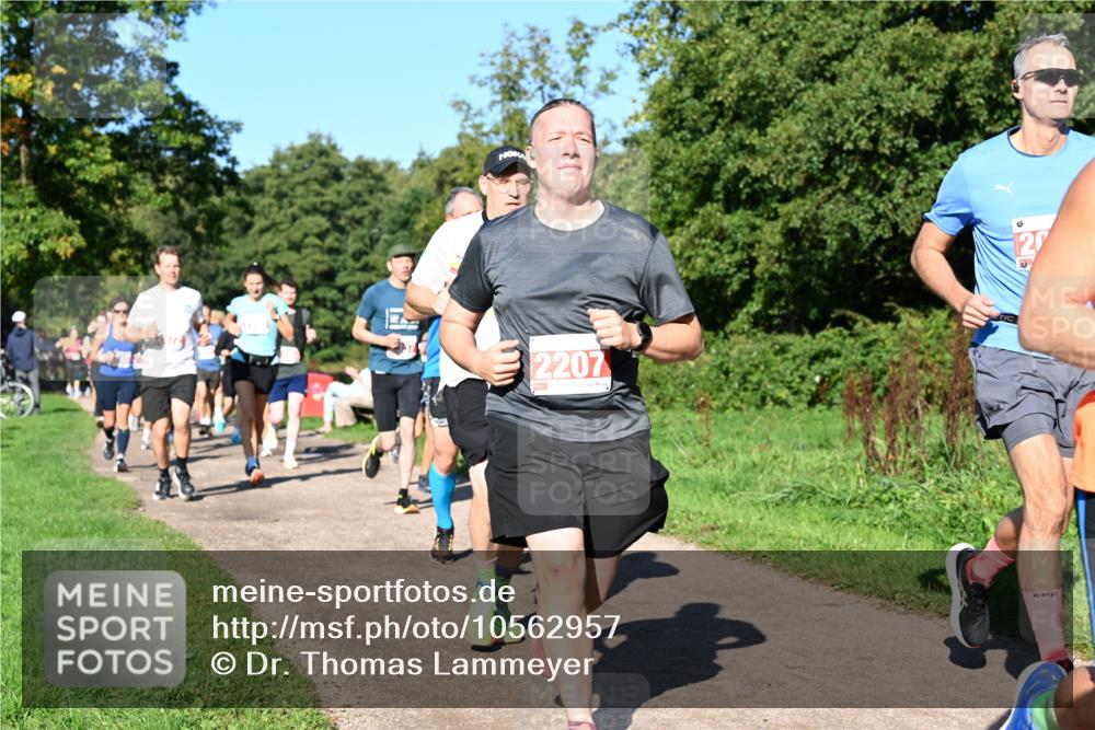 27.09.2026 - 35. Volkslauf durch das schöne Alstertal Dr. Thomas Lammeyer http://msf.ph/oto/10562957 27.09.2026 10:25:27 Laufen 2207 meine-sportfotos.de