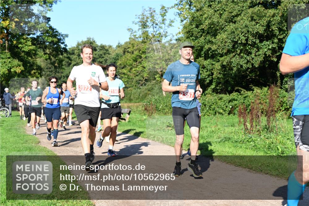 27.09.2026 - 35. Volkslauf durch das schöne Alstertal Dr. Thomas Lammeyer http://msf.ph/oto/10562965 27.09.2026 10:25:29 Laufen 2072, 2024, 29, 1440, 2198, 2357 meine-sportfotos.de