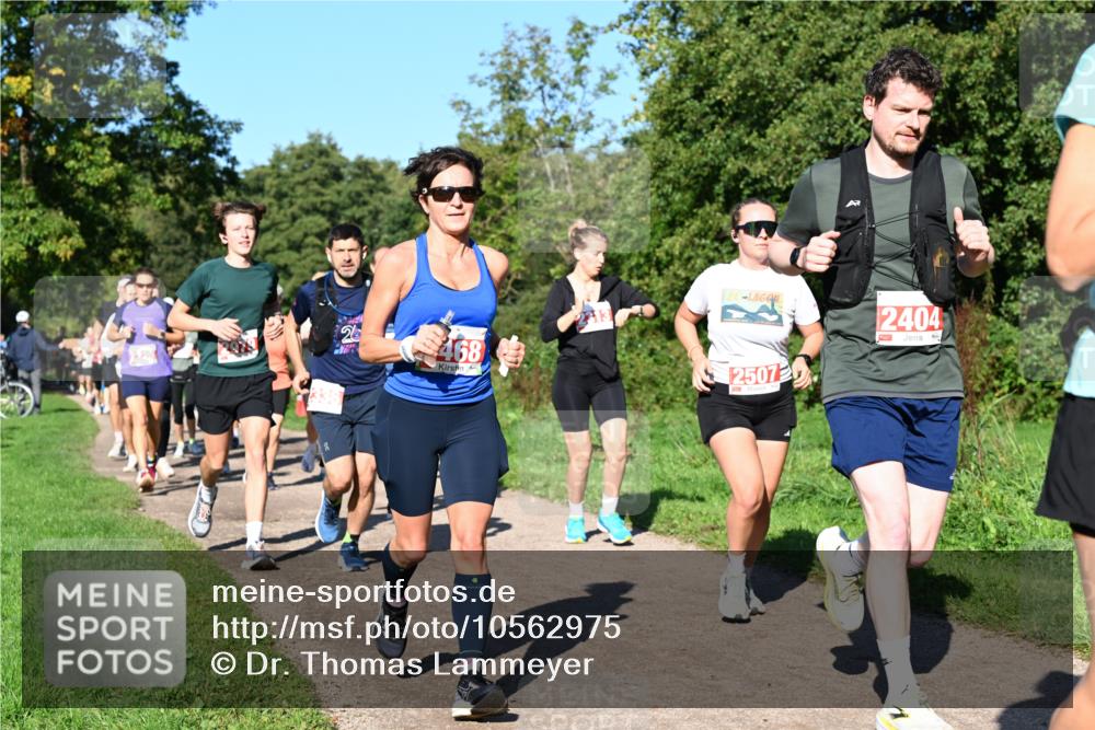 27.09.2026 - 35. Volkslauf durch das schöne Alstertal Dr. Thomas Lammeyer http://msf.ph/oto/10562975 27.09.2026 10:25:32 Laufen 26, 468, 250730, 2404 meine-sportfotos.de