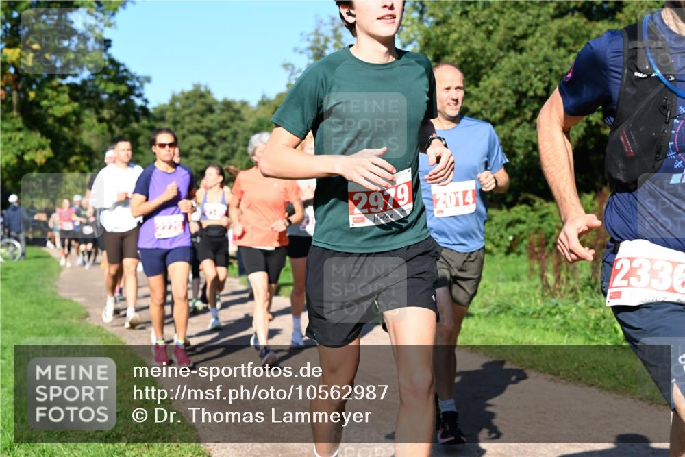 27.09.2026 - 35. Volkslauf durch das schöne Alstertal Dr. Thomas Lammeyer http://msf.ph/oto/10562987 27.09.2026 10:25:34 Laufen 2979, 2014, 2336 meine-sportfotos.de