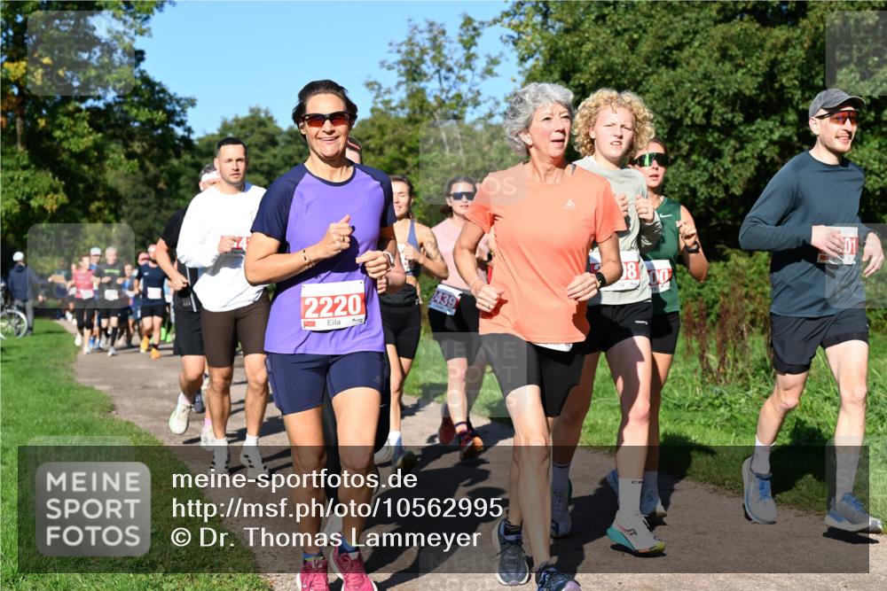 27.09.2026 - 35. Volkslauf durch das schöne Alstertal Dr. Thomas Lammeyer http://msf.ph/oto/10562995 27.09.2026 10:25:35 Laufen 2220, 2439 meine-sportfotos.de