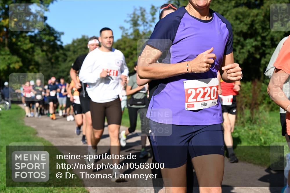 27.09.2026 - 35. Volkslauf durch das schöne Alstertal Dr. Thomas Lammeyer http://msf.ph/oto/10563000 27.09.2026 10:25:36 Laufen 2220 meine-sportfotos.de