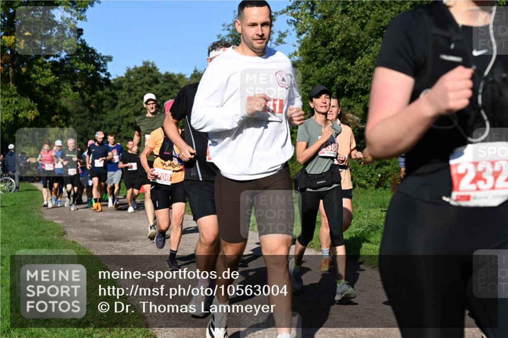 27.09.2026 - 35. Volkslauf durch das schöne Alstertal Dr. Thomas Lammeyer http://msf.ph/oto/10563004 27.09.2026 10:25:37 Laufen 208, 1, 232 meine-sportfotos.de