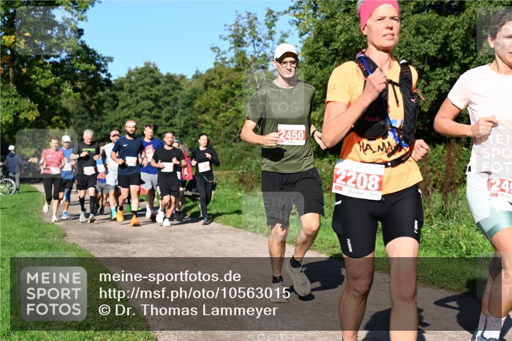 27.09.2026 - 35. Volkslauf durch das schöne Alstertal Dr. Thomas Lammeyer http://msf.ph/oto/10563015 27.09.2026 10:25:39 Laufen 2450, 2208, 249 meine-sportfotos.de