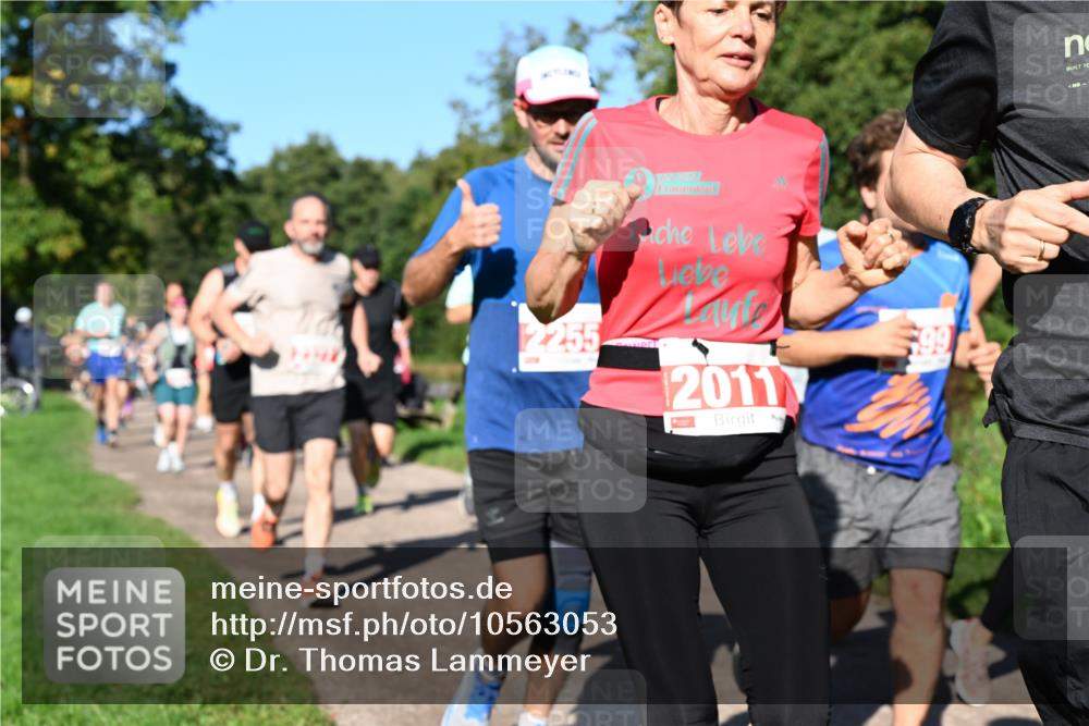 27.09.2026 - 35. Volkslauf durch das schöne Alstertal Dr. Thomas Lammeyer http://msf.ph/oto/10563053 27.09.2026 10:25:45 Laufen 2255, 2011 meine-sportfotos.de