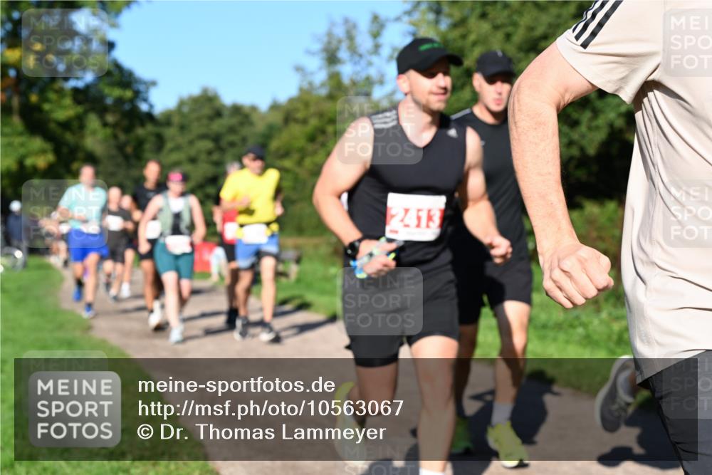 27.09.2026 - 35. Volkslauf durch das schöne Alstertal Dr. Thomas Lammeyer http://msf.ph/oto/10563067 27.09.2026 10:25:47 Laufen 2413 meine-sportfotos.de