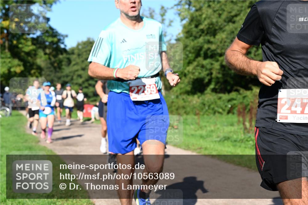 27.09.2026 - 35. Volkslauf durch das schöne Alstertal Dr. Thomas Lammeyer http://msf.ph/oto/10563089 27.09.2026 10:25:51 Laufen 2269, 247 meine-sportfotos.de