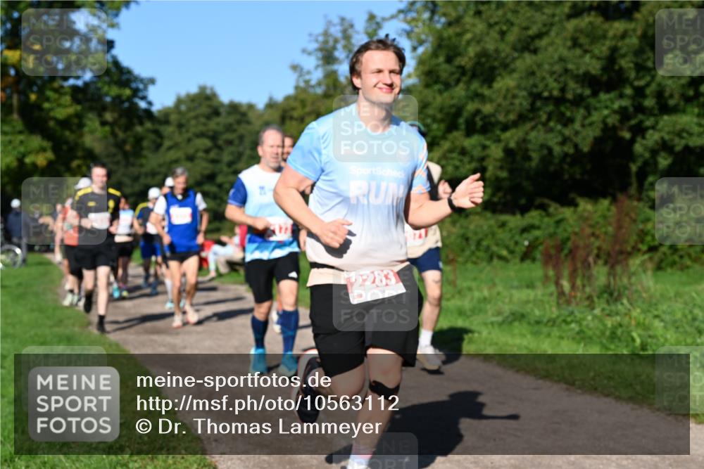 27.09.2026 - 35. Volkslauf durch das schöne Alstertal Dr. Thomas Lammeyer http://msf.ph/oto/10563112 27.09.2026 10:25:56 Laufen 2283 meine-sportfotos.de