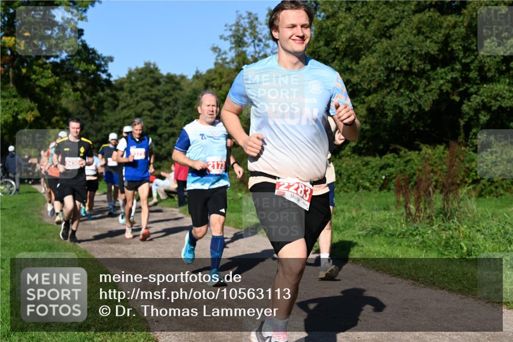 27.09.2026 - 35. Volkslauf durch das schöne Alstertal Dr. Thomas Lammeyer http://msf.ph/oto/10563113 27.09.2026 10:25:56 Laufen 2173, 2283 meine-sportfotos.de