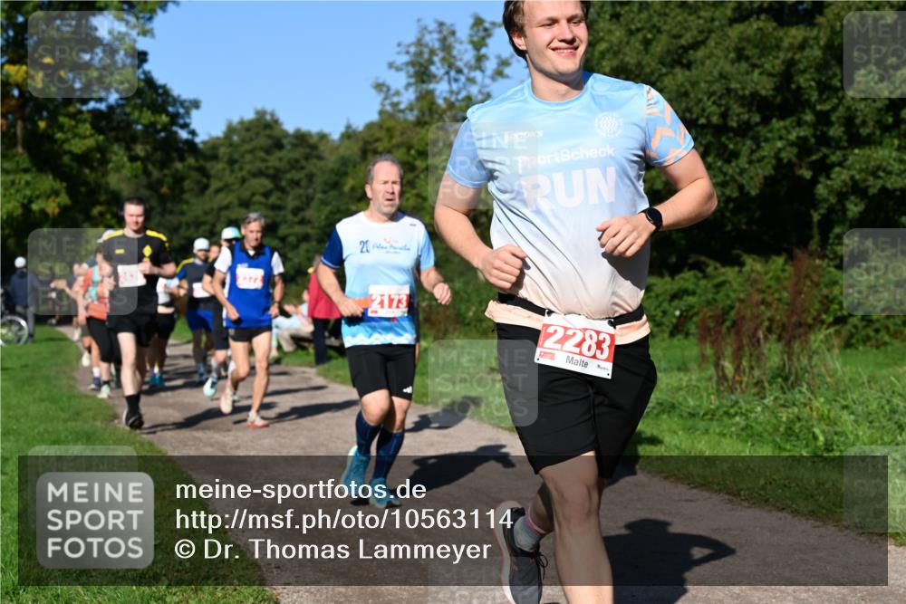27.09.2026 - 35. Volkslauf durch das schöne Alstertal Dr. Thomas Lammeyer http://msf.ph/oto/10563114 27.09.2026 10:25:56 Laufen 2173, 2283 meine-sportfotos.de