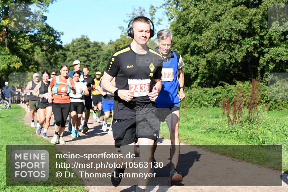 27.09.2026 - 35. Volkslauf durch das schöne Alstertal Dr. Thomas Lammeyer http://msf.ph/oto/10563130 27.09.2026 10:25:59 Laufen 2436, 13, 372 meine-sportfotos.de