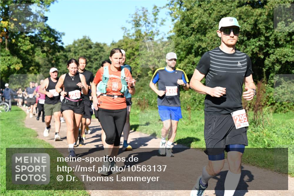 27.09.2026 - 35. Volkslauf durch das schöne Alstertal Dr. Thomas Lammeyer http://msf.ph/oto/10563137 27.09.2026 10:26:00 Laufen 2480, 10, 295 meine-sportfotos.de
