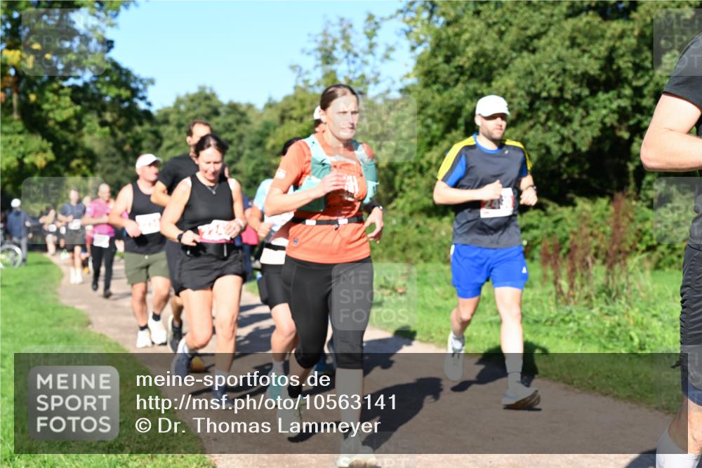 27.09.2026 - 35. Volkslauf durch das schöne Alstertal Dr. Thomas Lammeyer http://msf.ph/oto/10563141 27.09.2026 10:26:01 Laufen  meine-sportfotos.de