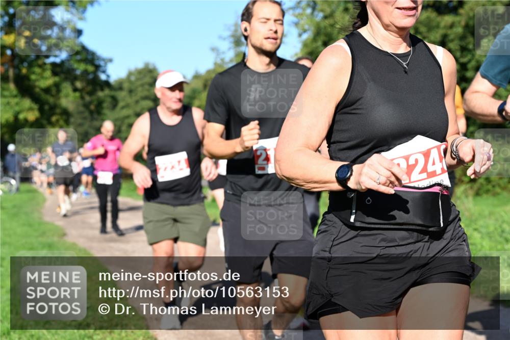 27.09.2026 - 35. Volkslauf durch das schöne Alstertal Dr. Thomas Lammeyer http://msf.ph/oto/10563153 27.09.2026 10:26:03 Laufen 24 meine-sportfotos.de