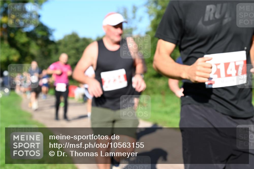 27.09.2026 - 35. Volkslauf durch das schöne Alstertal Dr. Thomas Lammeyer http://msf.ph/oto/10563155 27.09.2026 10:26:04 Laufen  meine-sportfotos.de