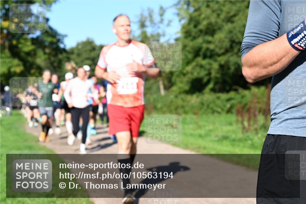 27.09.2026 - 35. Volkslauf durch das schöne Alstertal Dr. Thomas Lammeyer http://msf.ph/oto/10563194 27.09.2026 10:26:10 Laufen  meine-sportfotos.de