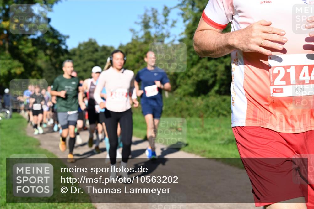 27.09.2026 - 35. Volkslauf durch das schöne Alstertal Dr. Thomas Lammeyer http://msf.ph/oto/10563202 27.09.2026 10:26:12 Laufen 25, 2144 meine-sportfotos.de