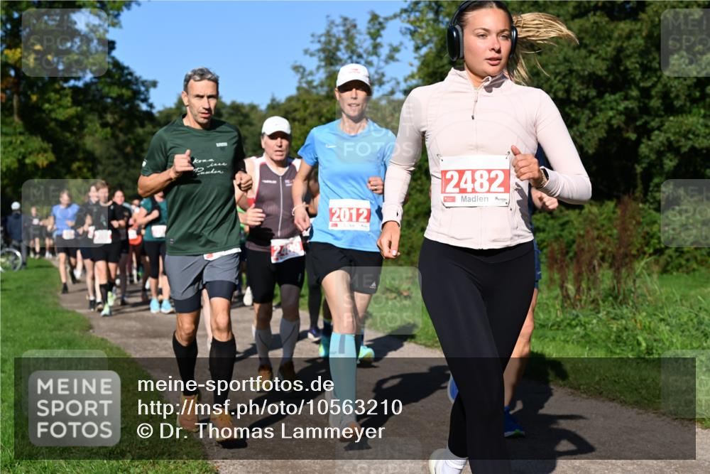 27.09.2026 - 35. Volkslauf durch das schöne Alstertal Dr. Thomas Lammeyer http://msf.ph/oto/10563210 27.09.2026 10:26:13 Laufen 2012, 3, 2482 meine-sportfotos.de