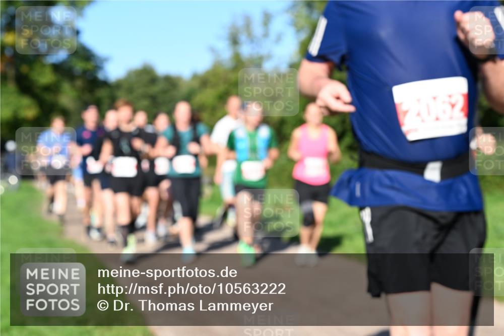 27.09.2026 - 35. Volkslauf durch das schöne Alstertal Dr. Thomas Lammeyer http://msf.ph/oto/10563222 27.09.2026 10:26:16 Laufen  meine-sportfotos.de