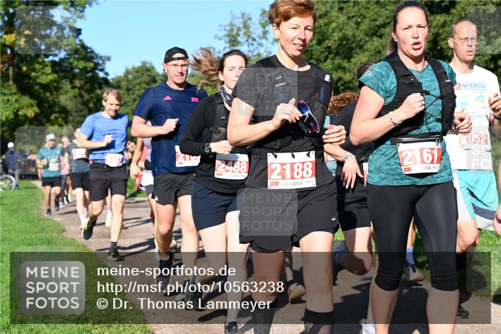27.09.2026 - 35. Volkslauf durch das schöne Alstertal Dr. Thomas Lammeyer http://msf.ph/oto/10563238 27.09.2026 10:26:18 Laufen 2488, 2188, 2161, 2052 meine-sportfotos.de