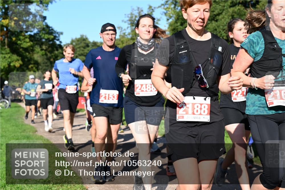 27.09.2026 - 35. Volkslauf durch das schöne Alstertal Dr. Thomas Lammeyer http://msf.ph/oto/10563240 27.09.2026 10:26:18 Laufen 2497, 2153, 2488, 227, 216, 2188 meine-sportfotos.de