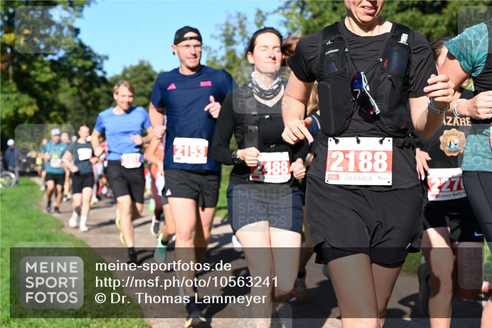27.09.2026 - 35. Volkslauf durch das schöne Alstertal Dr. Thomas Lammeyer http://msf.ph/oto/10563241 27.09.2026 10:26:18 Laufen 2153, 488, 2188, 227 meine-sportfotos.de