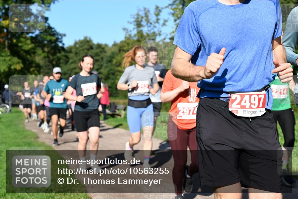 27.09.2026 - 35. Volkslauf durch das schöne Alstertal Dr. Thomas Lammeyer http://msf.ph/oto/10563255 27.09.2026 10:26:21 Laufen 2214, 2497, 2974 meine-sportfotos.de