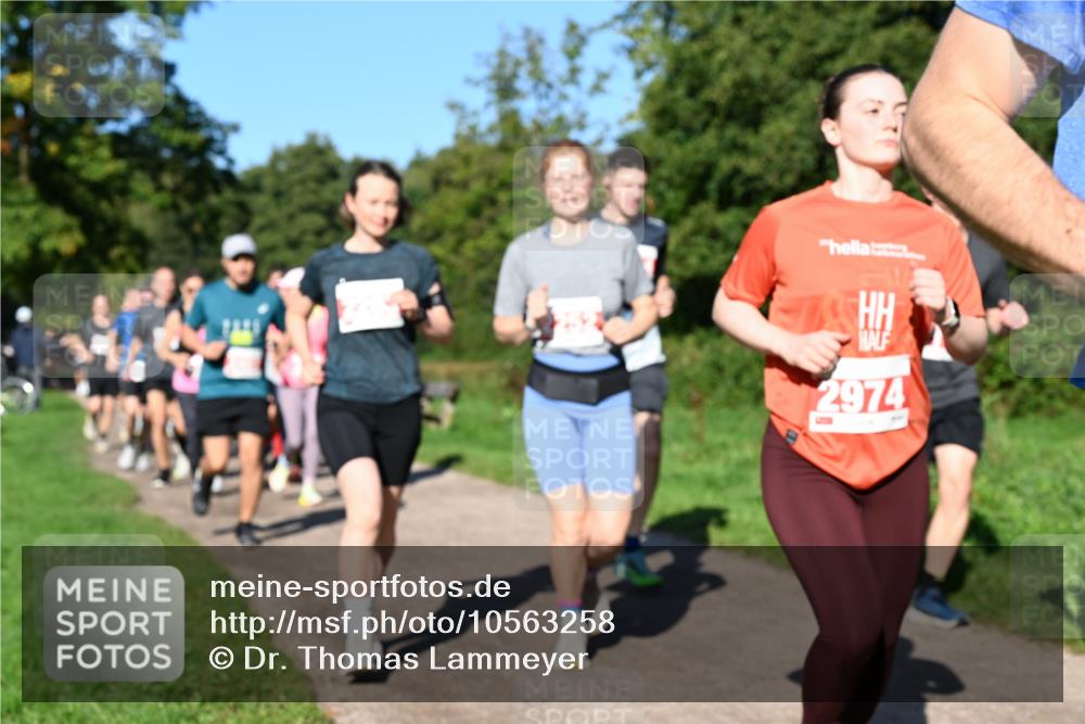 27.09.2026 - 35. Volkslauf durch das schöne Alstertal Dr. Thomas Lammeyer http://msf.ph/oto/10563258 27.09.2026 10:26:21 Laufen 2974 meine-sportfotos.de