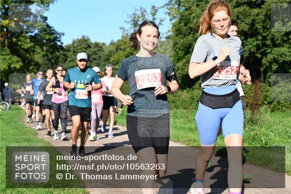 27.09.2026 - 35. Volkslauf durch das schöne Alstertal Dr. Thomas Lammeyer http://msf.ph/oto/10563263 27.09.2026 10:26:22 Laufen 2487, 2263, 2252 meine-sportfotos.de