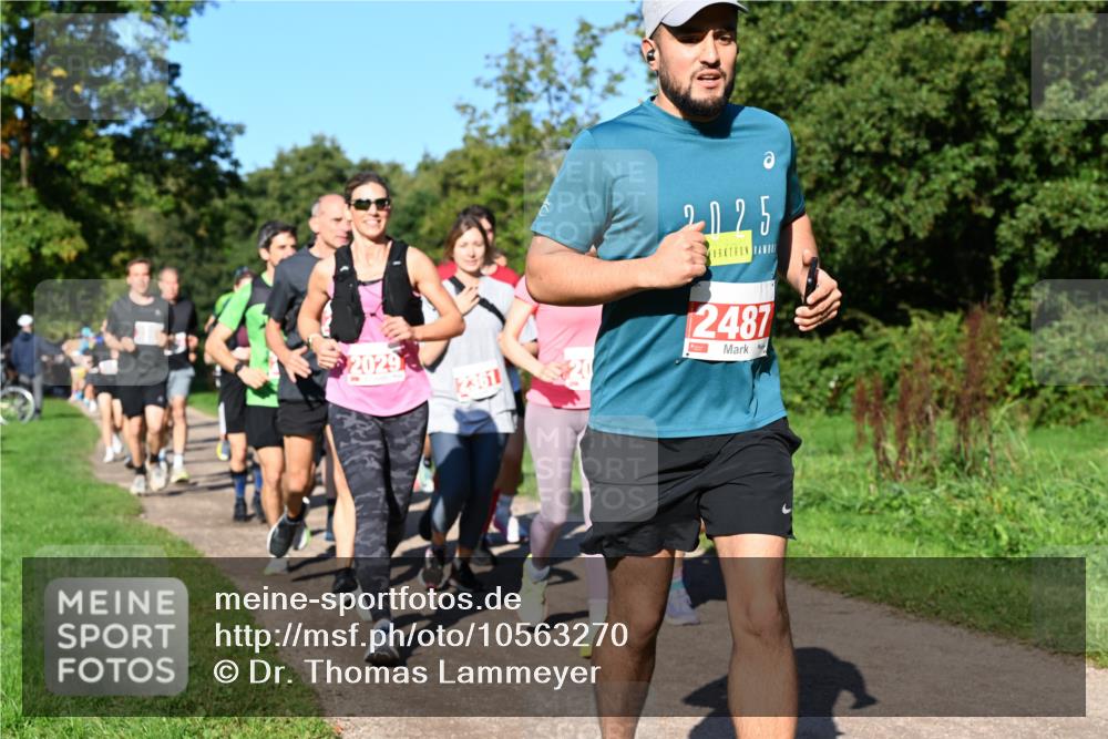 27.09.2026 - 35. Volkslauf durch das schöne Alstertal Dr. Thomas Lammeyer http://msf.ph/oto/10563270 27.09.2026 10:26:24 Laufen 2025, 2029, 2487 meine-sportfotos.de