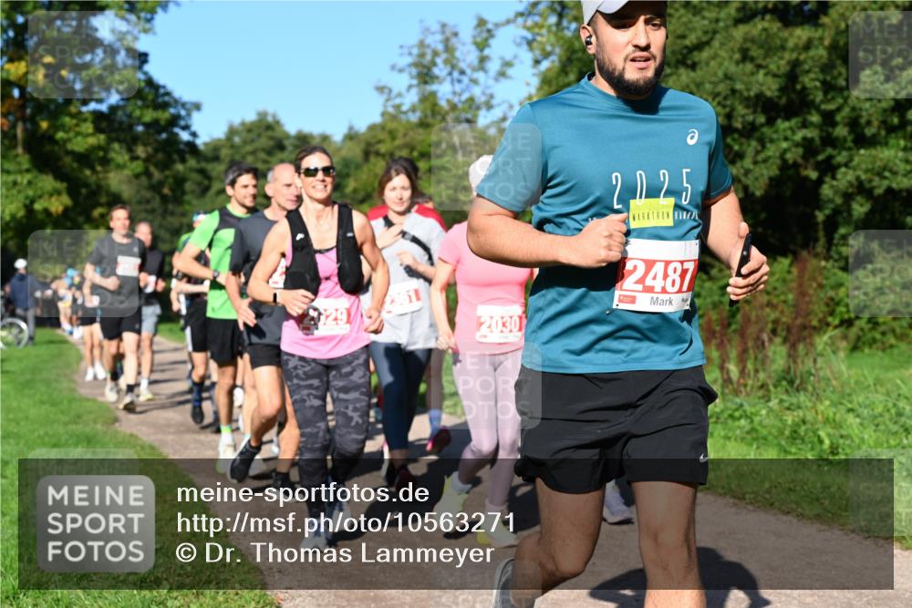 27.09.2026 - 35. Volkslauf durch das schöne Alstertal Dr. Thomas Lammeyer http://msf.ph/oto/10563271 27.09.2026 10:26:24 Laufen 2025, 29, 2030, 2487 meine-sportfotos.de