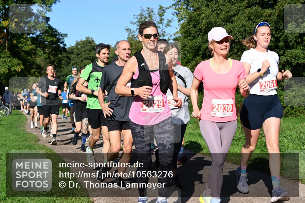 27.09.2026 - 35. Volkslauf durch das schöne Alstertal Dr. Thomas Lammeyer http://msf.ph/oto/10563276 27.09.2026 10:26:25 Laufen 2261, 2029, 36, 2030, 2061 meine-sportfotos.de