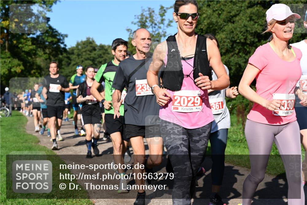 27.09.2026 - 35. Volkslauf durch das schöne Alstertal Dr. Thomas Lammeyer http://msf.ph/oto/10563279 27.09.2026 10:26:25 Laufen 236, 2029, 361, 30, 12 meine-sportfotos.de