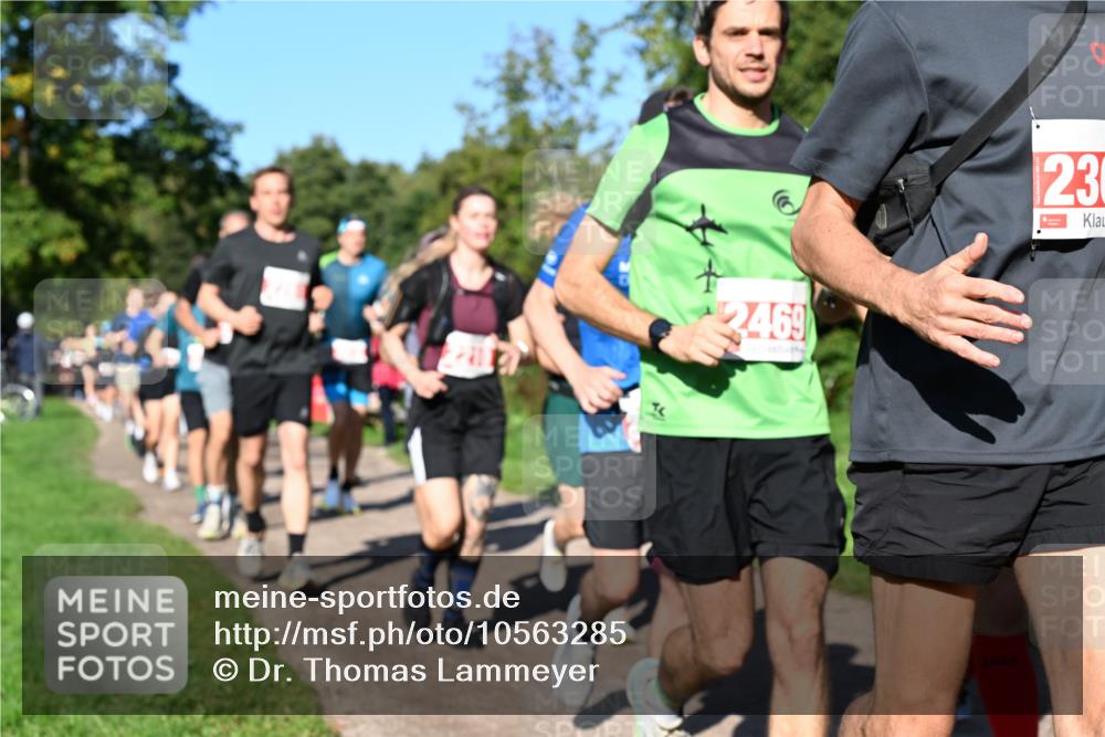 27.09.2026 - 35. Volkslauf durch das schöne Alstertal Dr. Thomas Lammeyer http://msf.ph/oto/10563285 27.09.2026 10:26:26 Laufen 2469, 230 meine-sportfotos.de